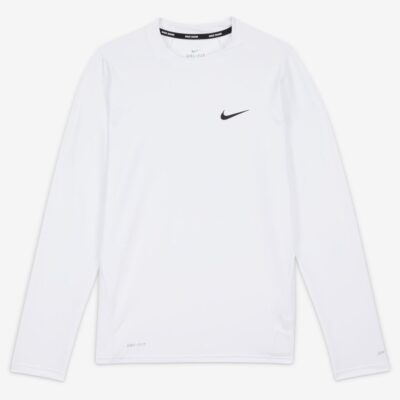 Camiseta Nike Essential UV Feminina