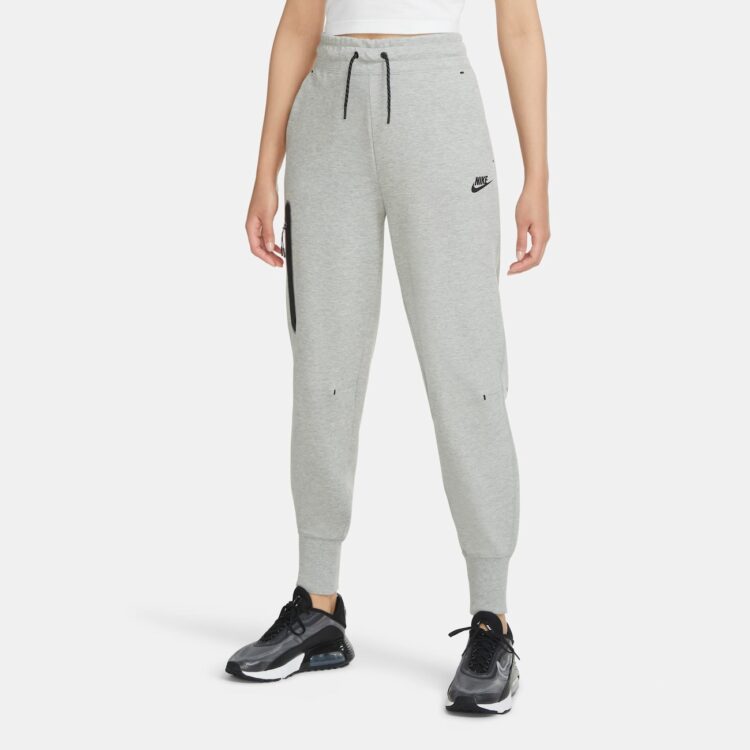 Calça Nike Sportswear Tech Fleece Feminina