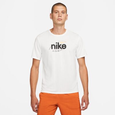 Camiseta Nike Dri-FIT Miler D.Y.E. Masculina