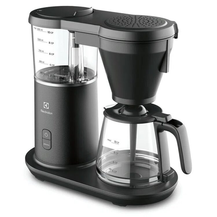 Cafeteira Elétrica Electrolux Expert Com Tecnologia Perfectsense Cmp70 127v Preta